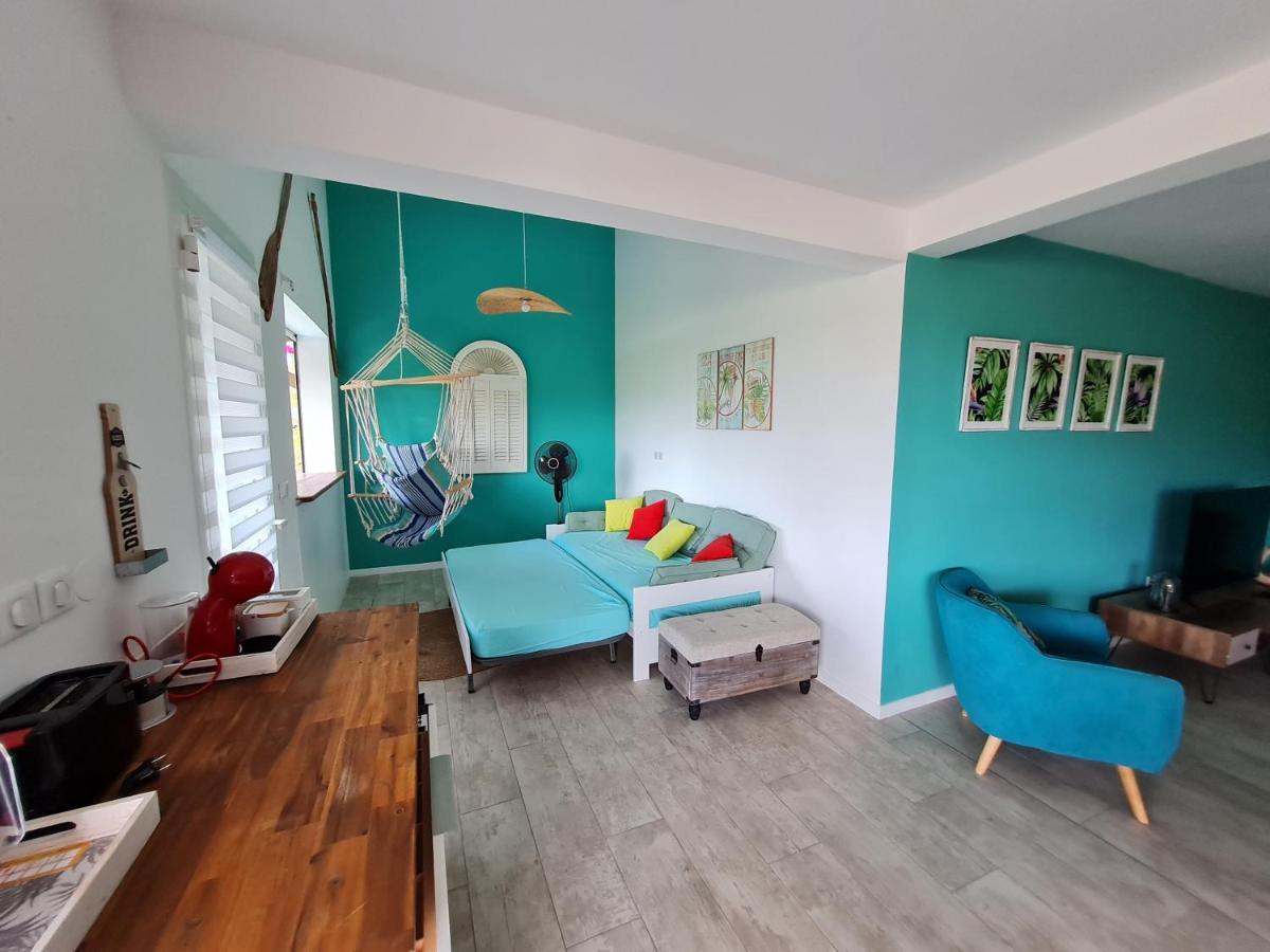 La Maison Les Trois-Ilets Exteriör bild
